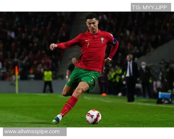 足球明星虚拟操控软件助力球迷体验真实比赛场景的全新方式