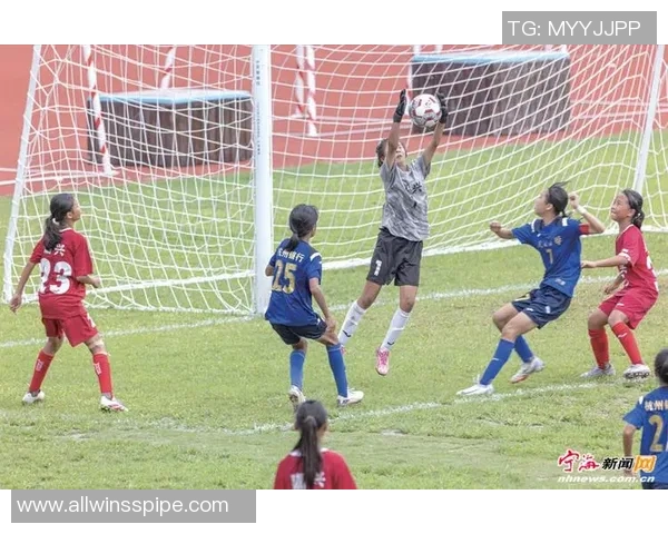 女足崛起展风采足球精彩瞬间尽显巾帼力量与拼搏精神 女足崛起展风采足球精彩瞬间尽显巾帼力量与拼搏精神