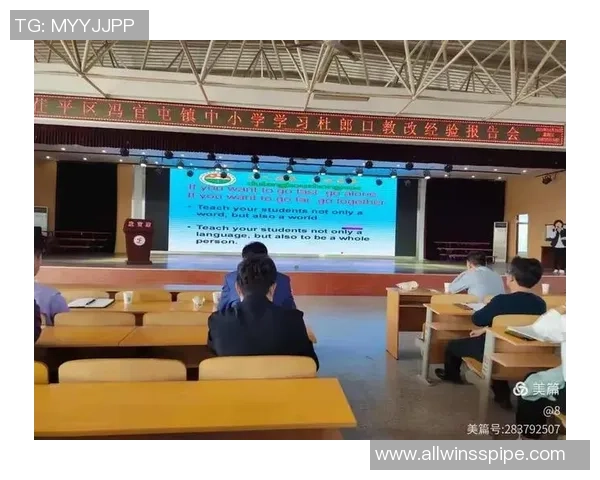 张静独家揭秘：深入浅出分享足球技巧与心得体会