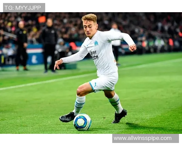 布雷斯特足球队的崛起与挑战:探索法甲联赛中的新动力与未来发展 布雷斯特足球队的崛起与挑战:探索法甲联赛中的新动力与未来发展